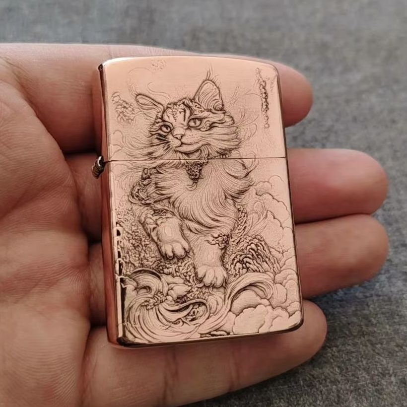 Red Copper Embossed Cat Oil Li - огляд і ціна Vintage Collectible Lighters