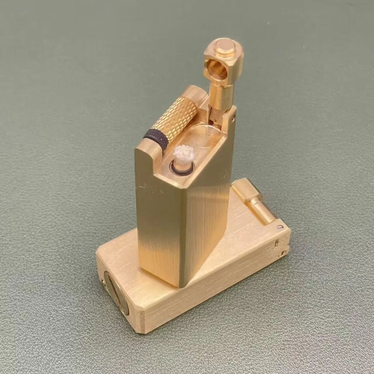 Vintage European Pipe Lighter, - огляд і ціна Vintage Collectible Lighters