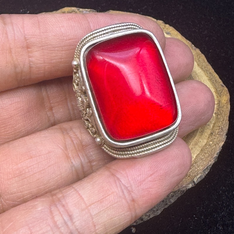 Retro Antiqued Tibetan Silver  - огляд і ціна Vintage Collectible Jewelry